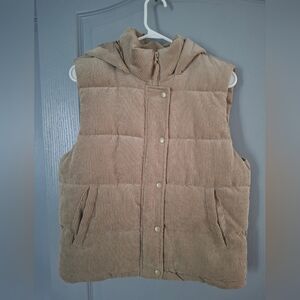 Ci Sono Ladies Medium Beige Corduroy Attached Hooded Puffer Vest- Never Worn